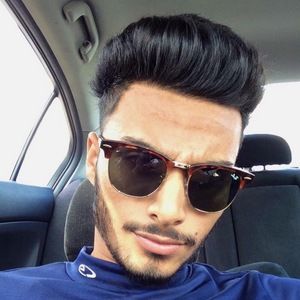 Meet your Posher, Adeel